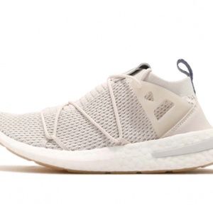Adidas Arkyn White Size 10 Sneakers
